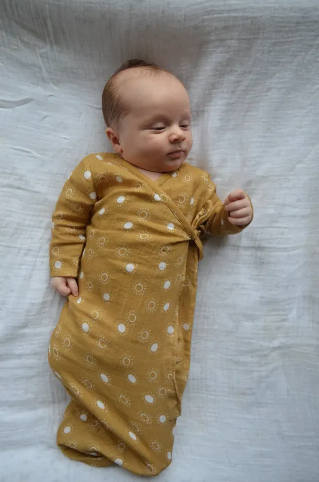 The Mompany Sunny newborn slaapjapon double gauze