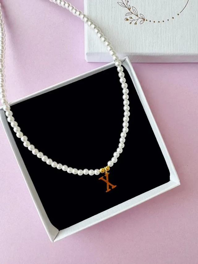 SODA FASHION Parelketting Initiaal Ketting Goud