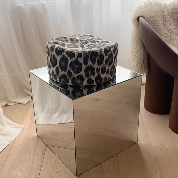 The Mompany Bodhi Pillow kussen leopard meditatie