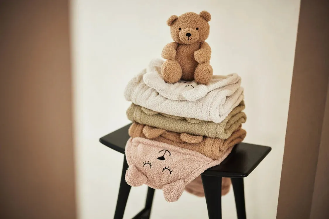 Soda Fashion Bear Boucle Wild Rose wikkeldeken