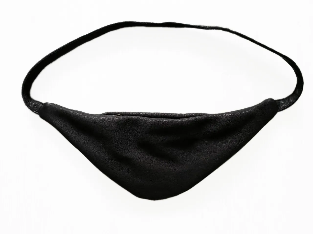 The Mompany Ava Bag schoudertas zwart leer uniek