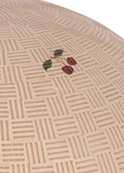 Konges Sløjd Kinderbal rubber cherry blush buiten