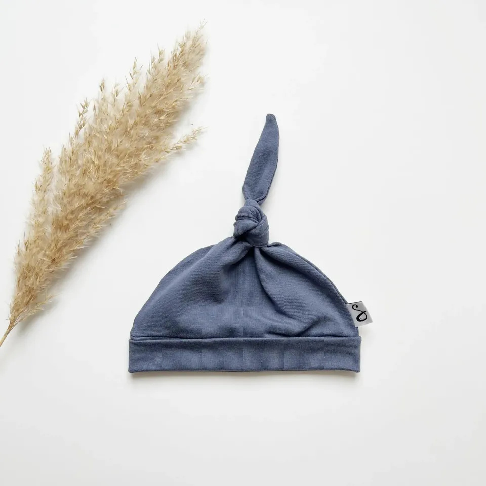 Soda Fashion Basic knoopmuts blauw baby