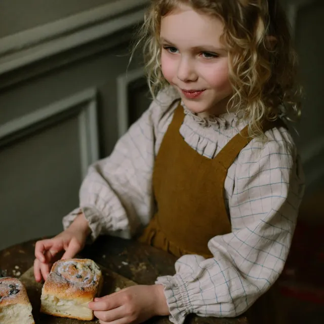 The Mompany Mother May I blouse Oat linnen