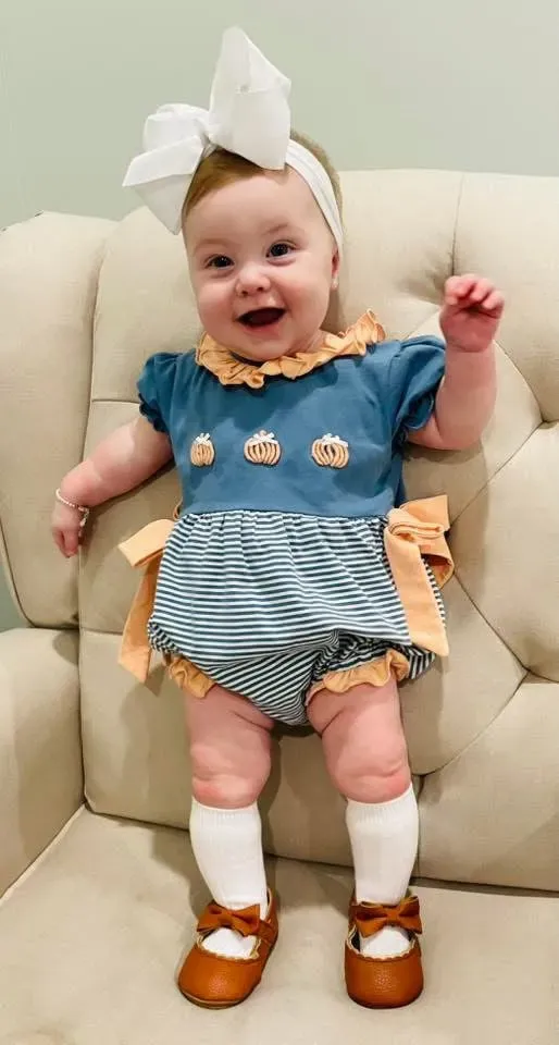 Busy Bee Smocks Bullion Pumpkins romper 6M pompoen