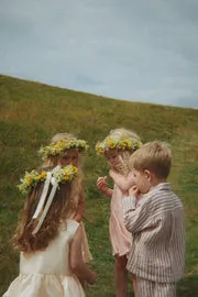 Konges Sløjd Bellis jurk eggnog getailleerd parelknoop