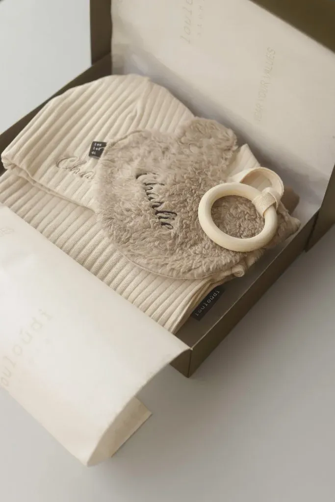 Louloúdi Giftbox romper kraamcadeau large beige 50/56