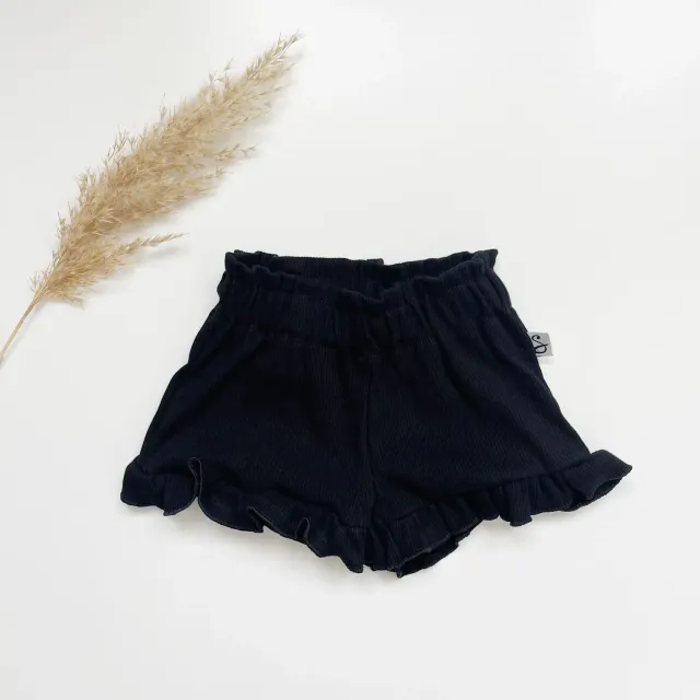 SODA FASHION Ruffle Rib korte broek zwart biokatoen