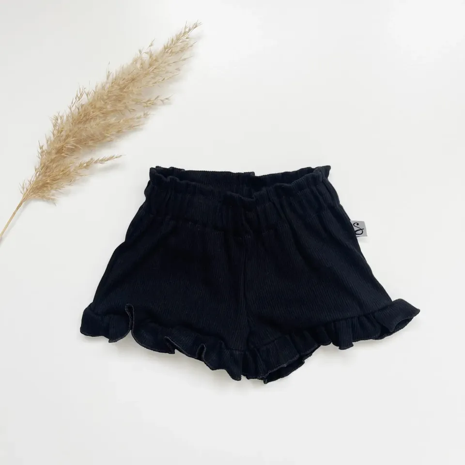 SODA FASHION Ruffle Rib korte broek zwart biokatoen